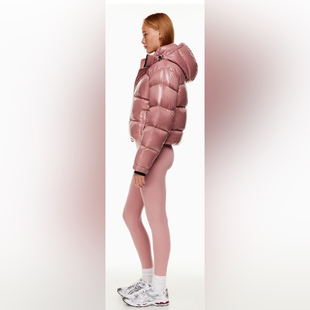 NWT The Super Puff™ Shorty - Hi-Gloss RED WILLOW - Picture 3 of 4